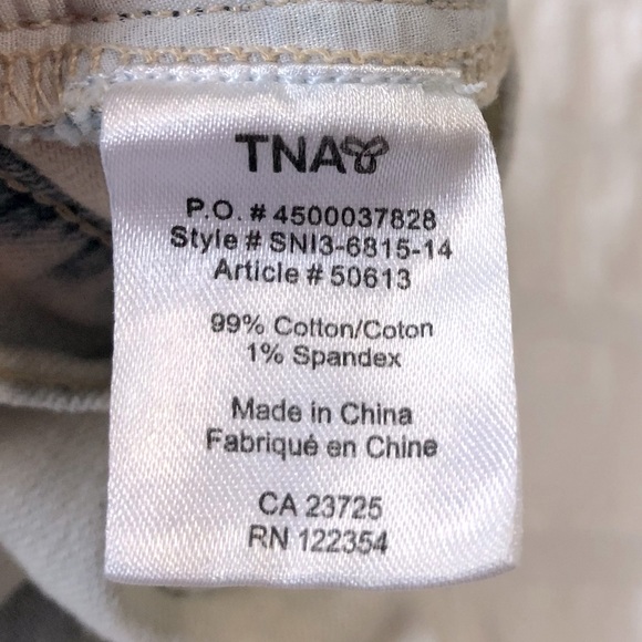 TNA Faded Wash Distressed Jean Shorts - Picture 4 of 6